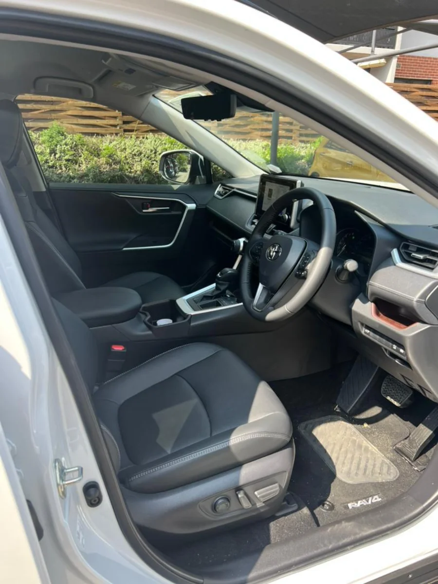 Used 2025 Toyota RAV4 2.0 VX auto - Khensani Imports And Exports