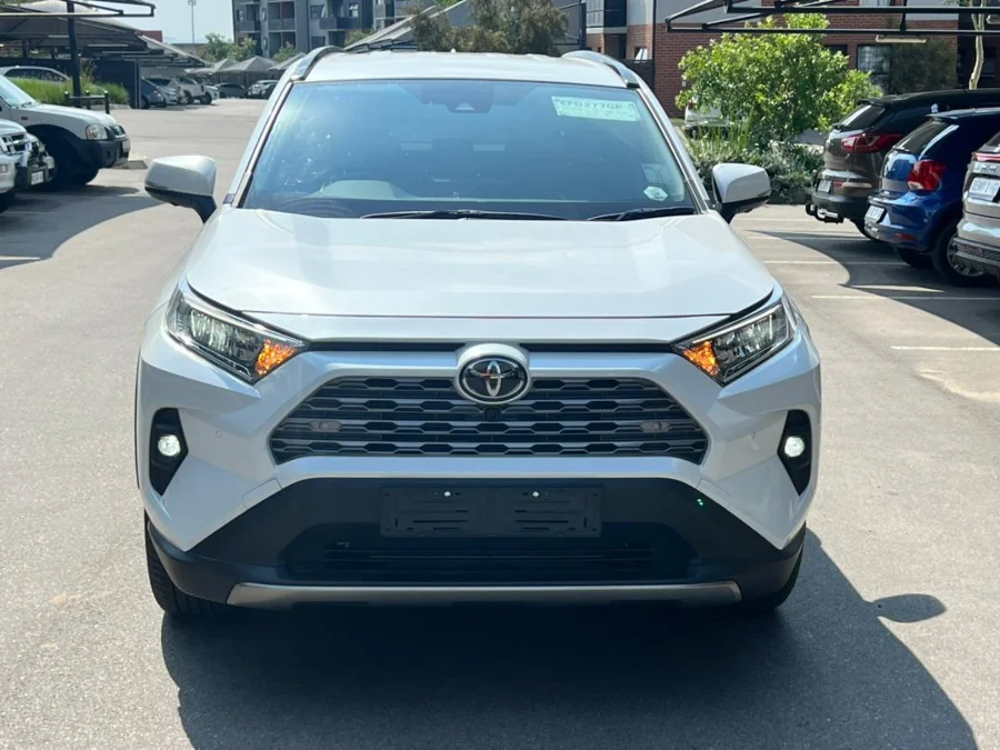 Used 2025 Toyota RAV4 2.0 VX auto - Khensani Imports And Exports