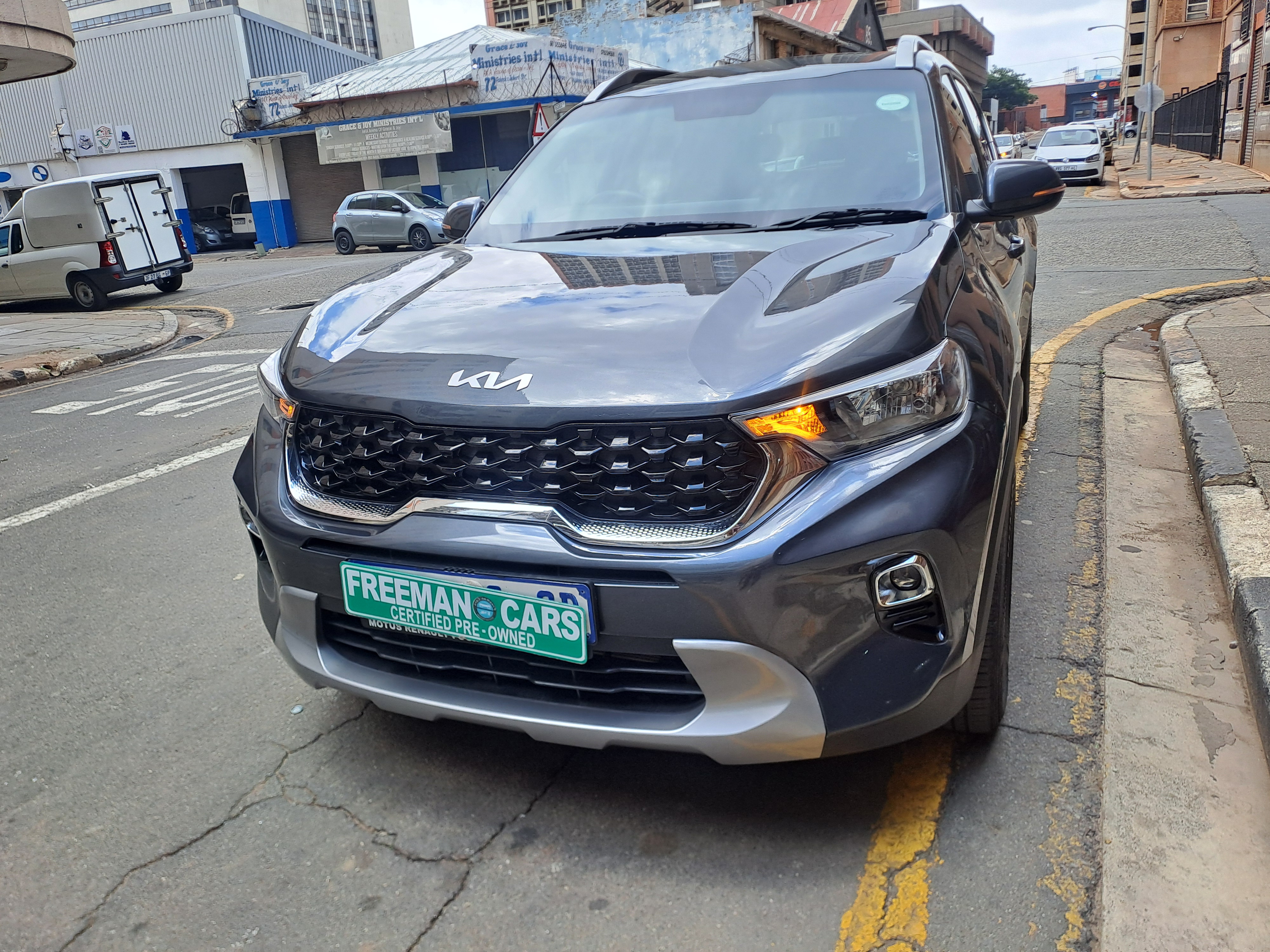 Used 2024 Kia Sonet 1.5 LS auto