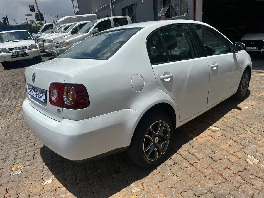 Used 2016 Volkswagen Polo Vivo 5-door 1.6 Trendline - Happy DC Motors
