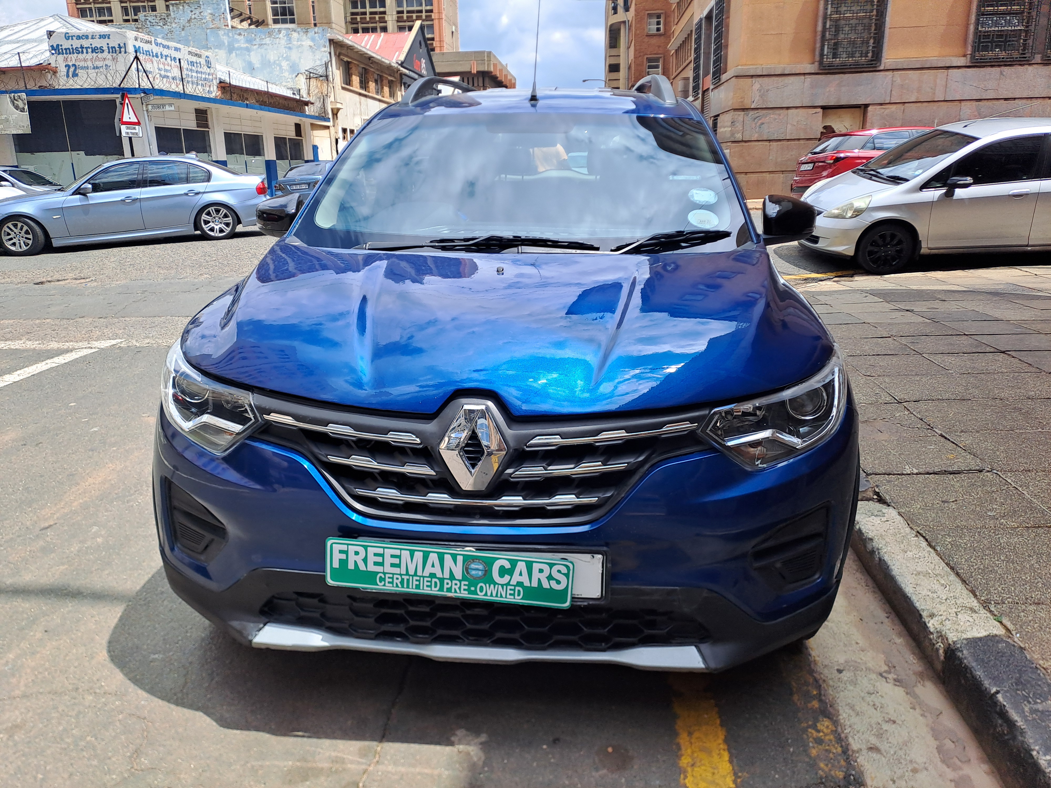 Used 2023 Renault Triber 1.0 Dynamique