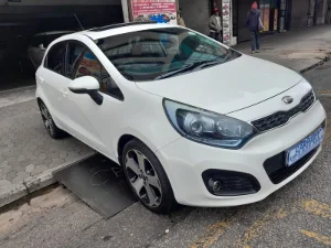 Used 2014 Kia Rio sedan 1.4 Tec