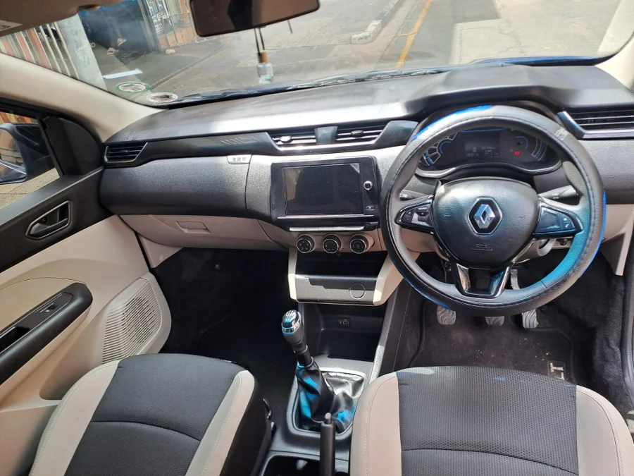 Used 2023 Renault Triber 1.0 Dynamique - Freeman Cars