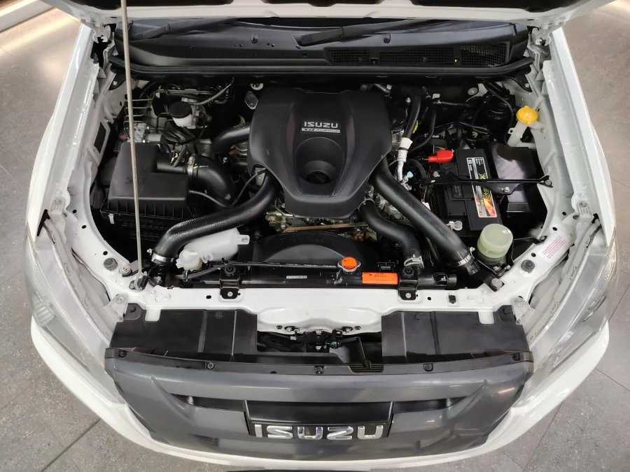 Used 2022 Isuzu D-Max Gen 6 250 double cab Hi-Ride auto - BOTHA AND DEYSEL EXECUTIVE MOTORS Used 2022 Isuzu D-Max Gen 6 250 double cab Hi-Ride auto - BOTHA AND DEYSEL EXECUTIVE MOTORS