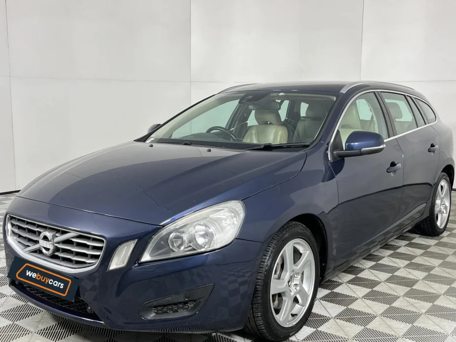 Used 2013 Volvo V60 T6 AWD Elite - WeBuyCars Polokwane