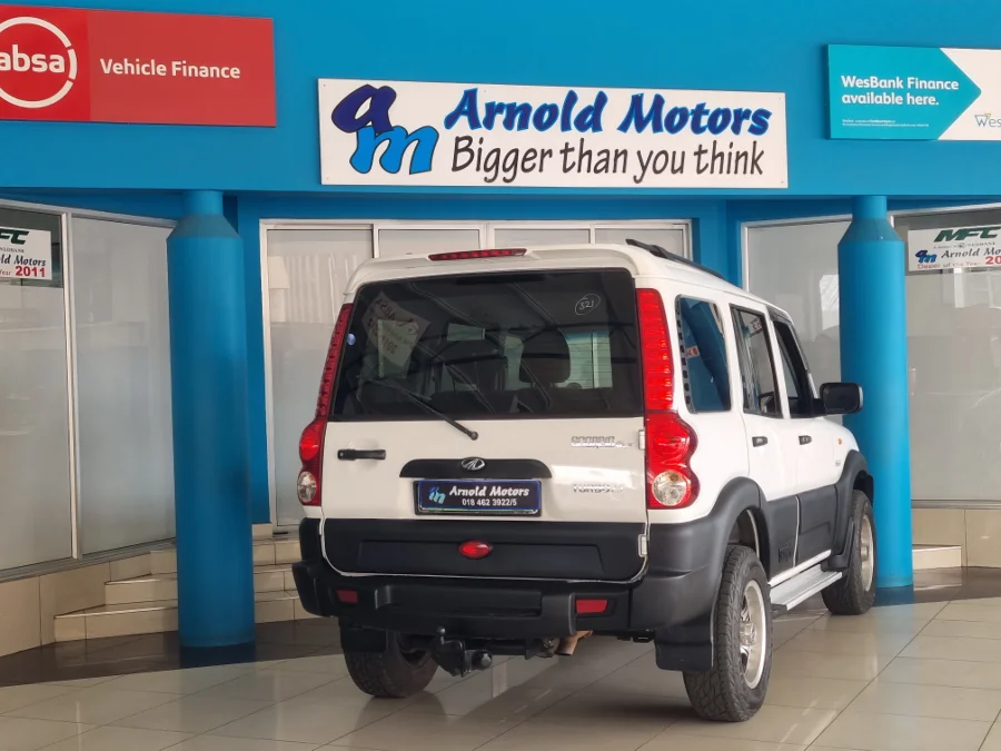 Used 2011 Mahindra Scorpio 2.5TCI GLX - Arnold Motors CC