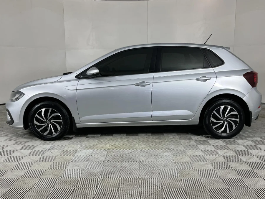 Used 2022 Volkswagen Polo hatch 1.0TSI Life manual - WeBuyCars Montana