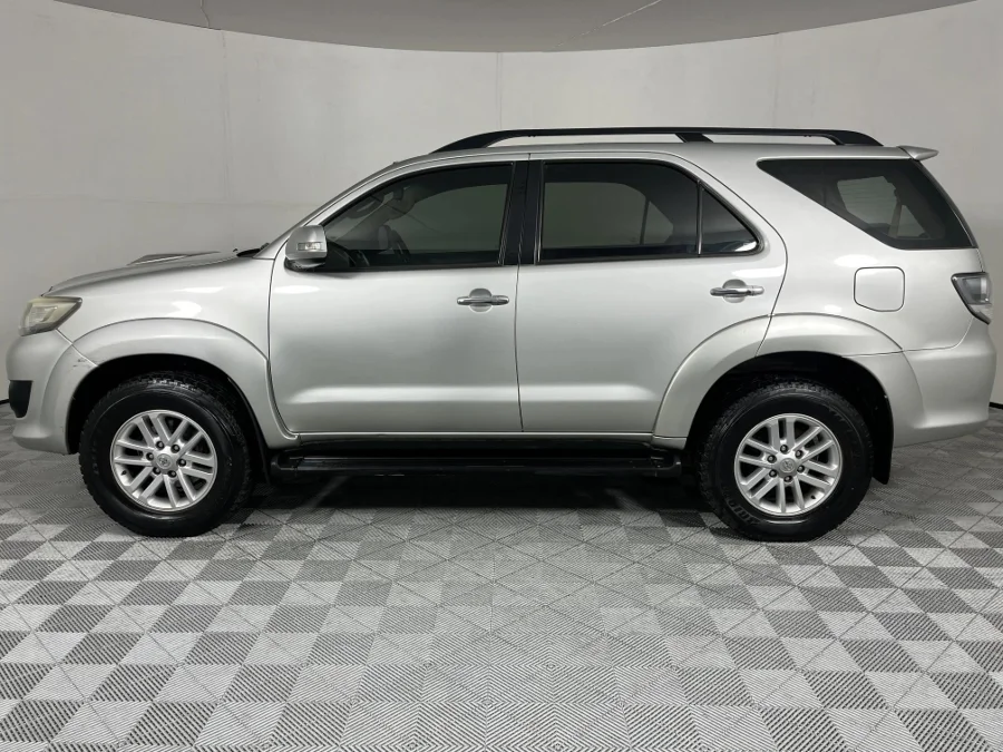 Used 2013 Toyota Fortuner 2.5D-4D - WeBuyCars Montana