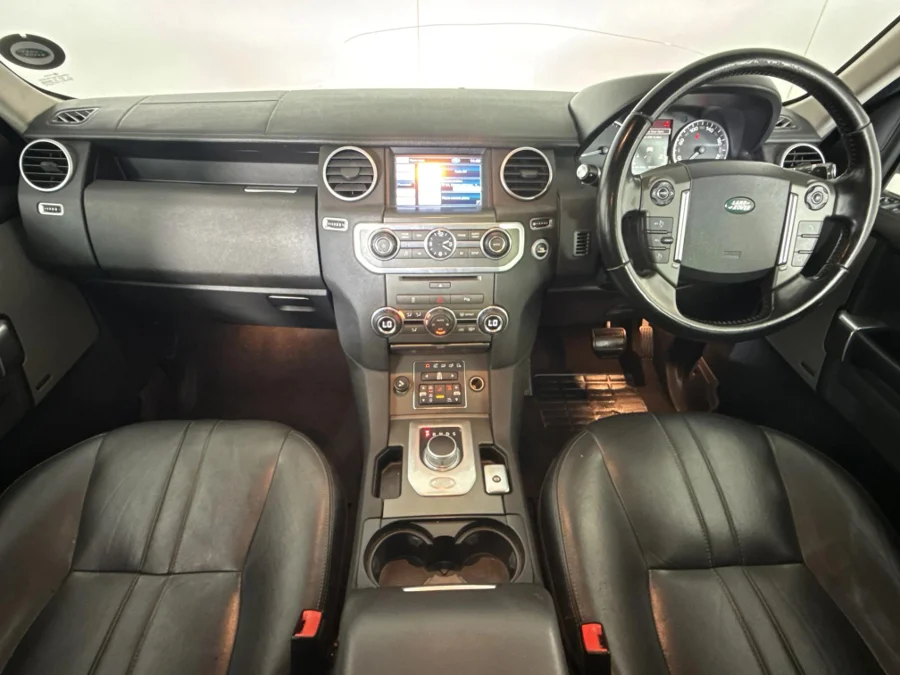 Used 2014 Land Rover Discovery SDV6 SE - WeBuyCars Montana