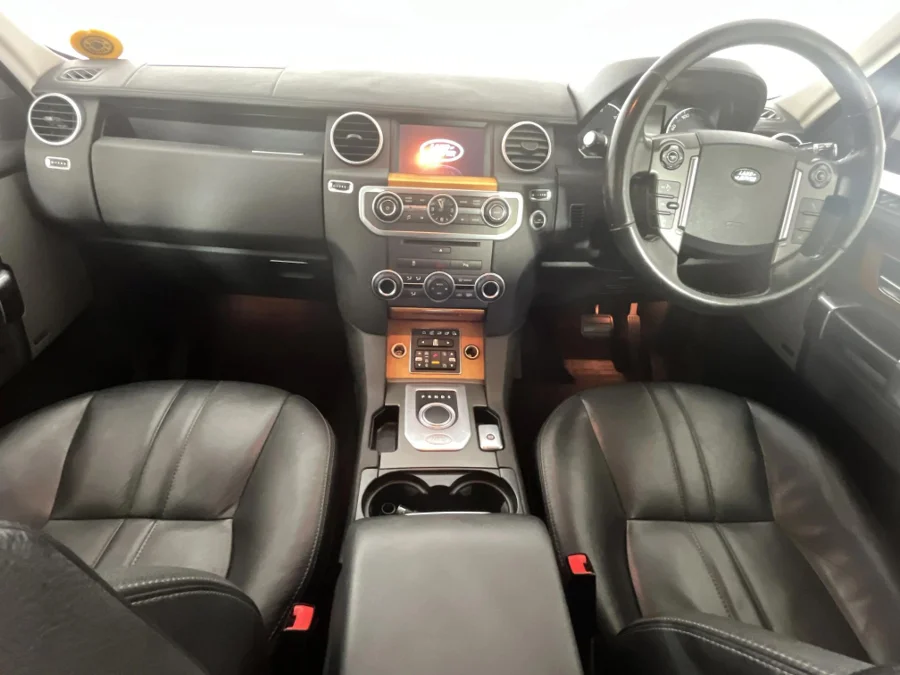 Used 2014 Land Rover Discovery SDV6 SE - WeBuyCars Montana