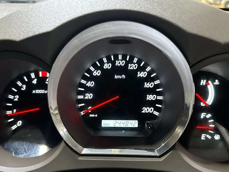 Used 2011 Toyota Fortuner 3.0D-4D 4x4 auto - WeBuyCars Montana Used 2011 Toyota Fortuner 3.0D-4D 4x4 auto - WeBuyCars Montana