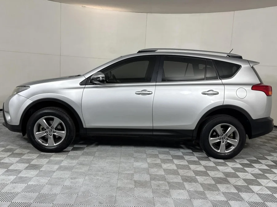 Used 2015 Toyota RAV4 2.0 GX auto - WeBuyCars Montana
