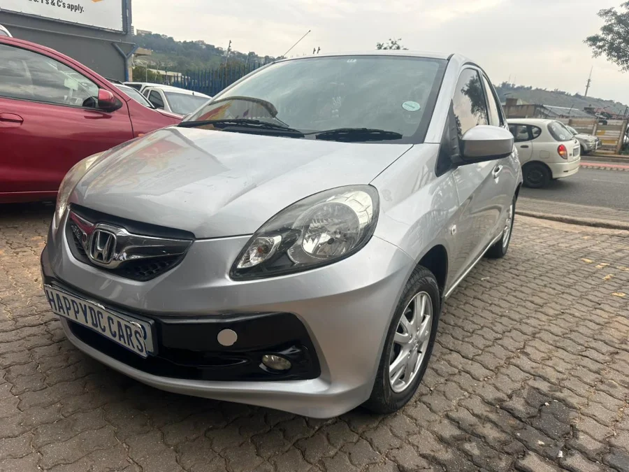 Used 2013 Honda Brio hatch 1.2 Comfort - Happy DC Motors Used 2013 Honda Brio hatch 1.2 Comfort - Happy DC Motors