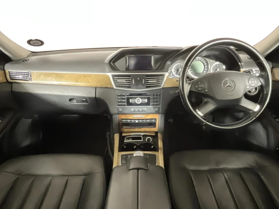 Used 2010 Mercedes-Benz E-Class E300 Elegance - WeBuyCars Montana