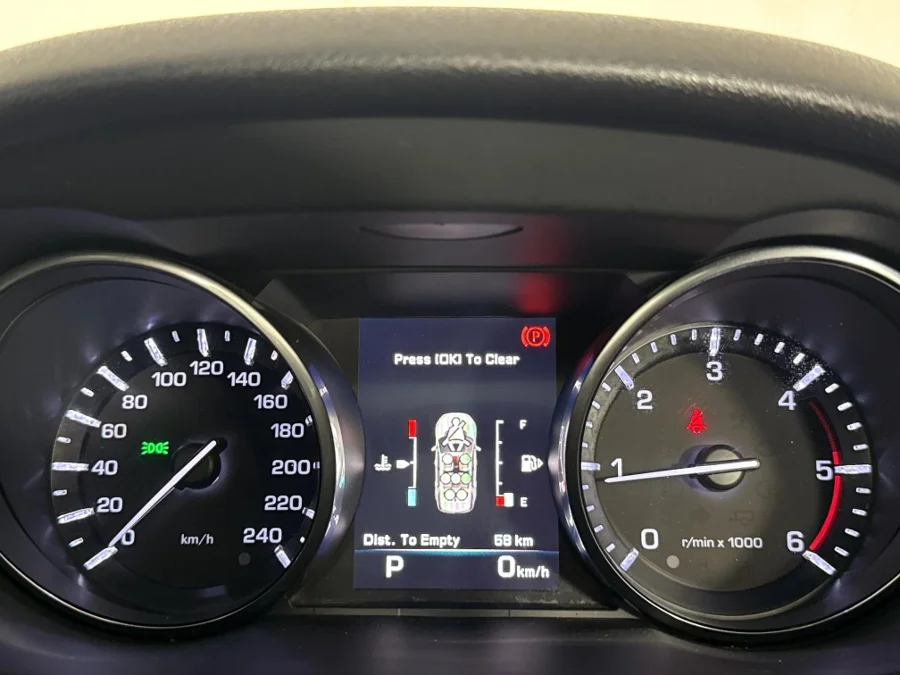 Used 2016 Land Rover Discovery Sport HSE SD4 - WeBuyCars Midstream