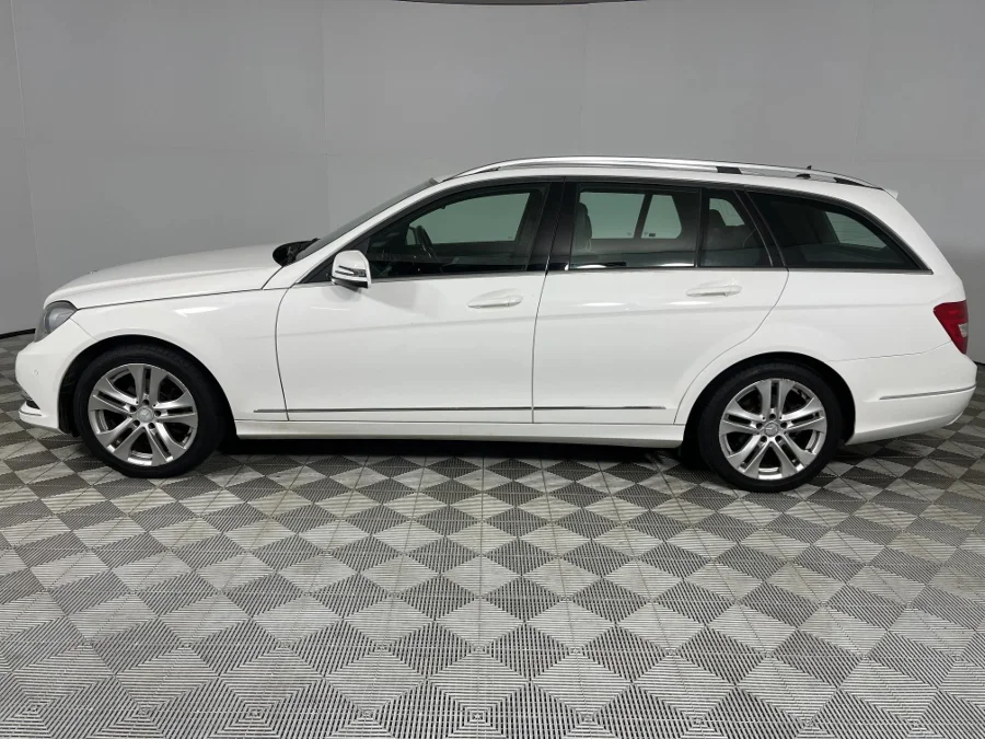 Used 2013 Mercedes-Benz C-Class C180 estate Avantgarde auto - WeBuyCars Richmond