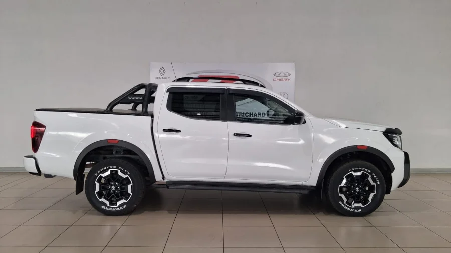 Used 2023 Nissan Navara 2.5DDTi double cab Pro-2X - BB Mount Fuji