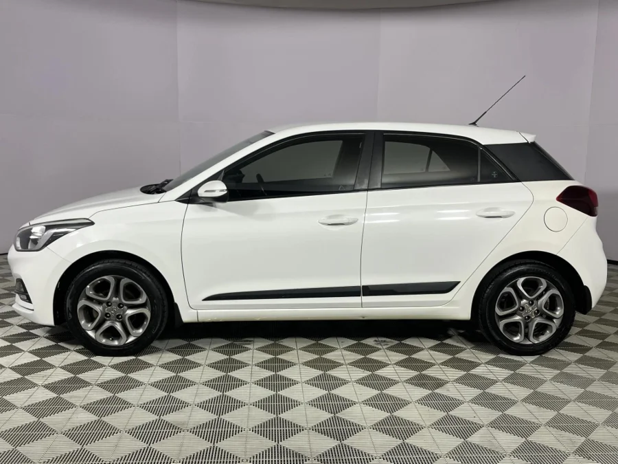 Used 2019 Hyundai i20 1.4 Fluid auto - WeBuyCars Durban