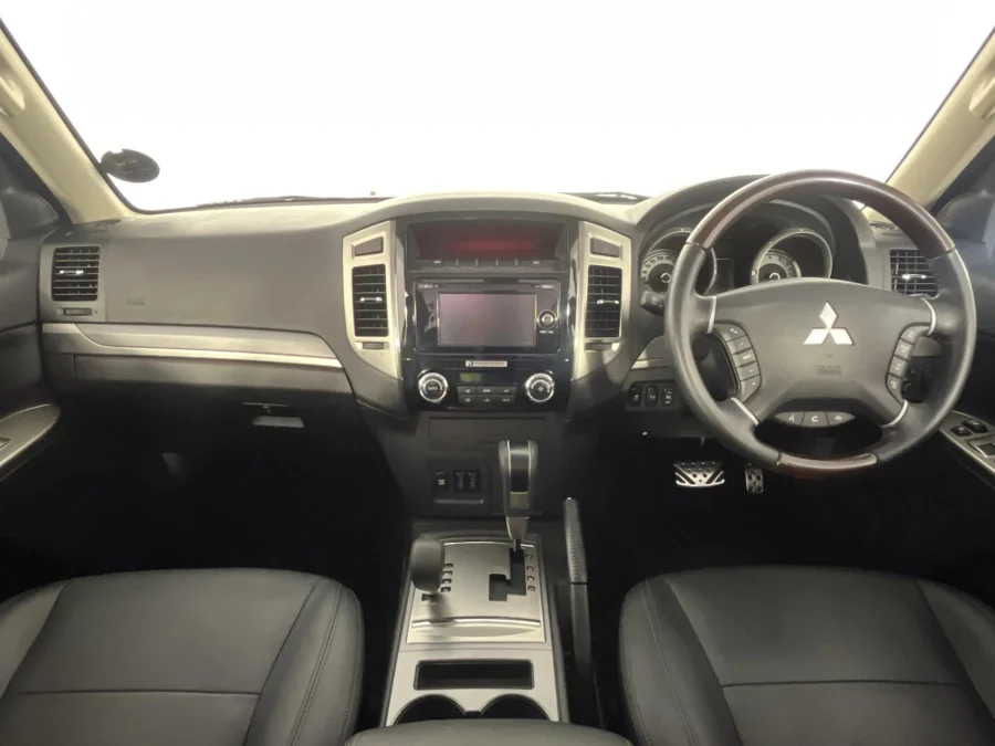 Used 2021 Mitsubishi Pajero 5-door 3.2DI-D GLS Exceed Pajero Legend Limited Edition 100 - WeBuyCars George