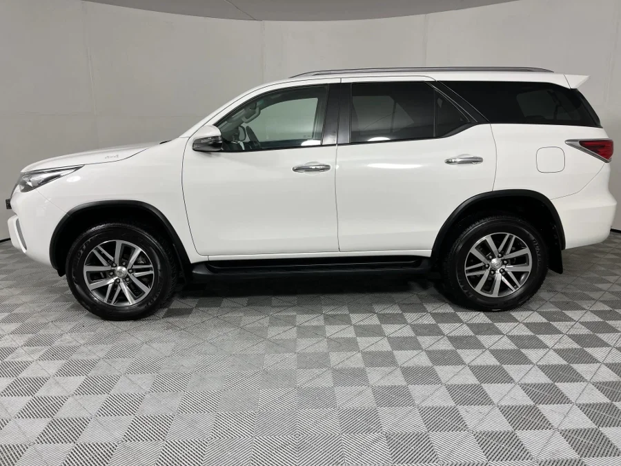 Used 2018 Toyota Fortuner 2.8GD-6 4x4 auto - WeBuyCars Montana