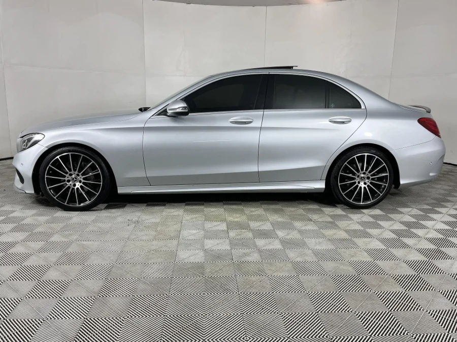 Used 2015 Mercedes-Benz C-Class C200 AMG Line auto - WeBuyCars The Dome