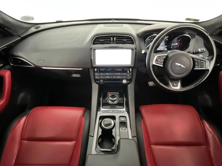 Used 2020 Jaguar F-Pace 25d AWD Chequered Flag - WeBuyCars Montana