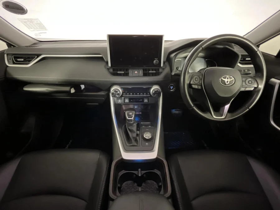 Used 2023 Toyota RAV4 2.5 Hybrid VX E-Four - WeBuyCars Montana Used 2023 Toyota RAV4 2.5 Hybrid VX E-Four - WeBuyCars Montana