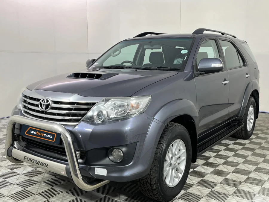 Used 2014 Toyota Fortuner 2.5D-4D - WeBuyCars Polokwane