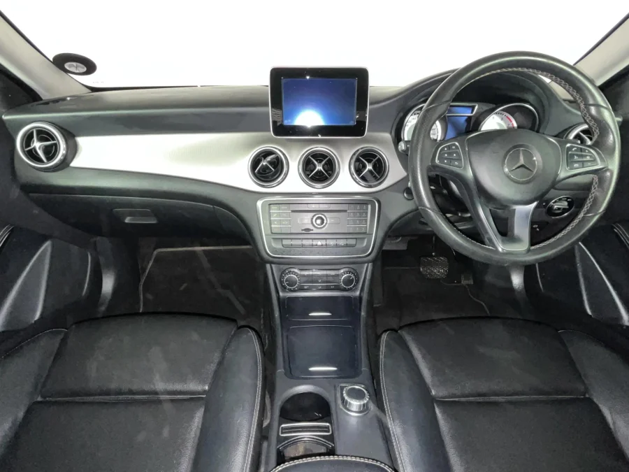 Used 2017 Mercedes-Benz GLA 200 auto - WeBuyCars Durban