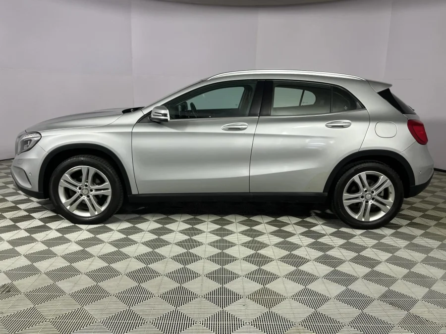 Used 2017 Mercedes-Benz GLA 200 auto - WeBuyCars Durban
