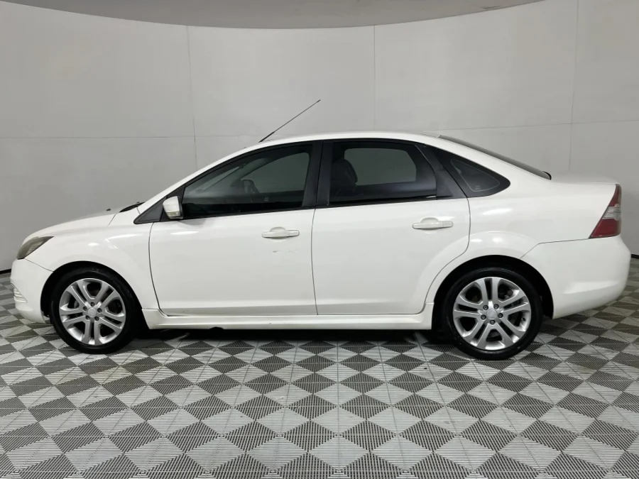 Used 2009 Ford Focus 2.0 4-door Trend - WeBuyCars JHB South Used 2009 Ford Focus 2.0 4-door Trend - WeBuyCars JHB South