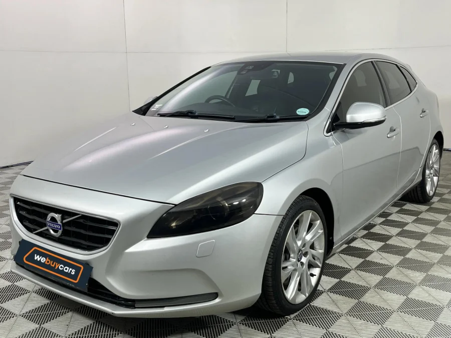 Used 2013 Volvo V40 D3 Elite - WeBuyCars Polokwane Used 2013 Volvo V40 D3 Elite - WeBuyCars Polokwane