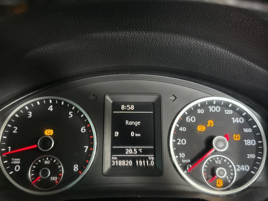 Used 2010 Volkswagen Tiguan 2.0TSI Sport&Style 4Motion - WeBuyCars Midstream