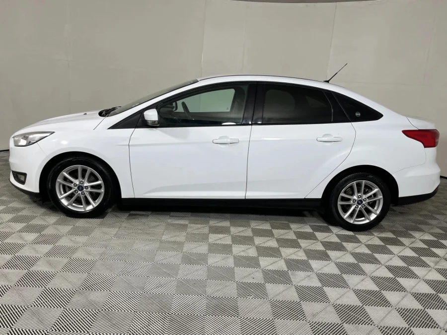 Used 2016 Ford Focus sedan 1.0T Trend auto - WeBuyCars Montana