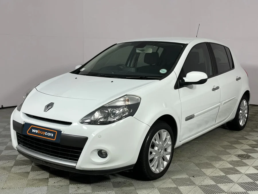 Used 2010 Renault Clio 1.6 Dynamique automatic - WeBuyCars Brackenfell Cape Town