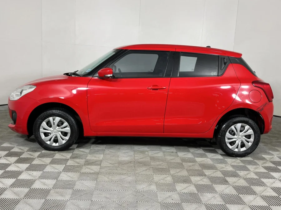 Used 2019 Suzuki Swift 1.2 GL manual - WeBuyCars The Dome