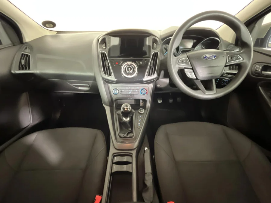 Used 2015 Ford Focus sedan 1.5T Trend - WeBuyCars Montana