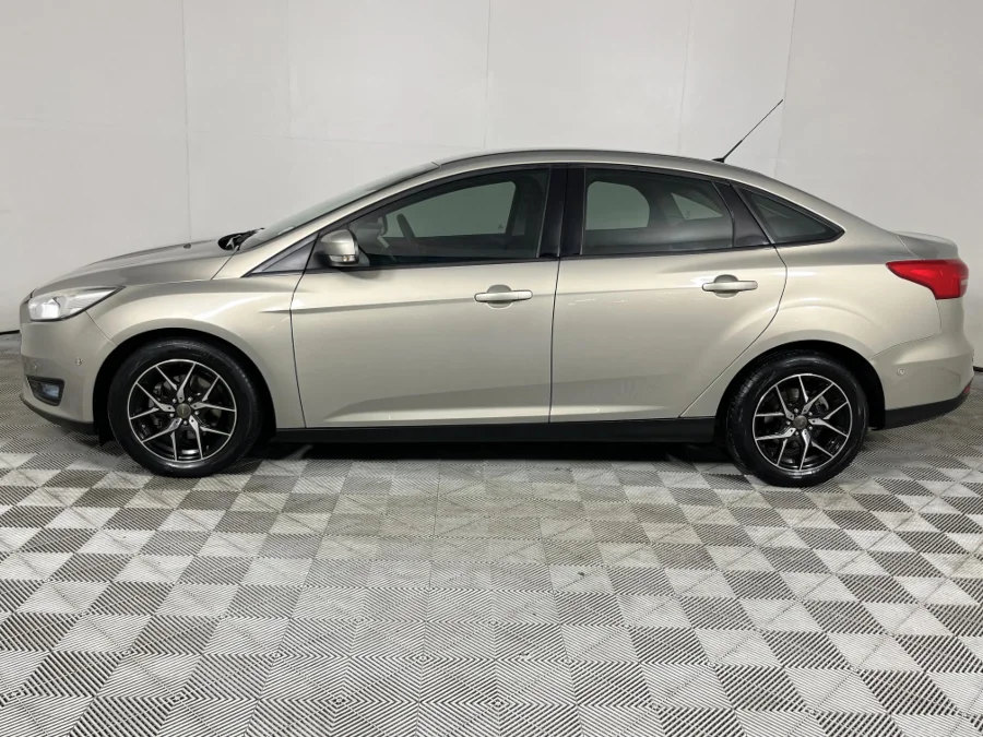 Used 2015 Ford Focus sedan 1.5T Trend - WeBuyCars Montana