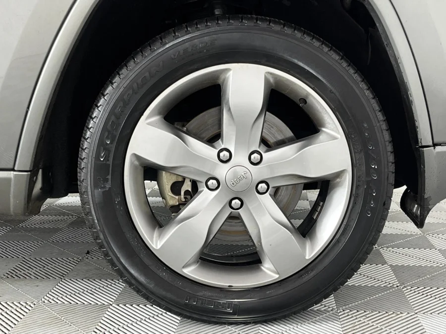 Used 2012 Jeep Grand Cherokee 3.6L Overland - WeBuyCars Mbombela