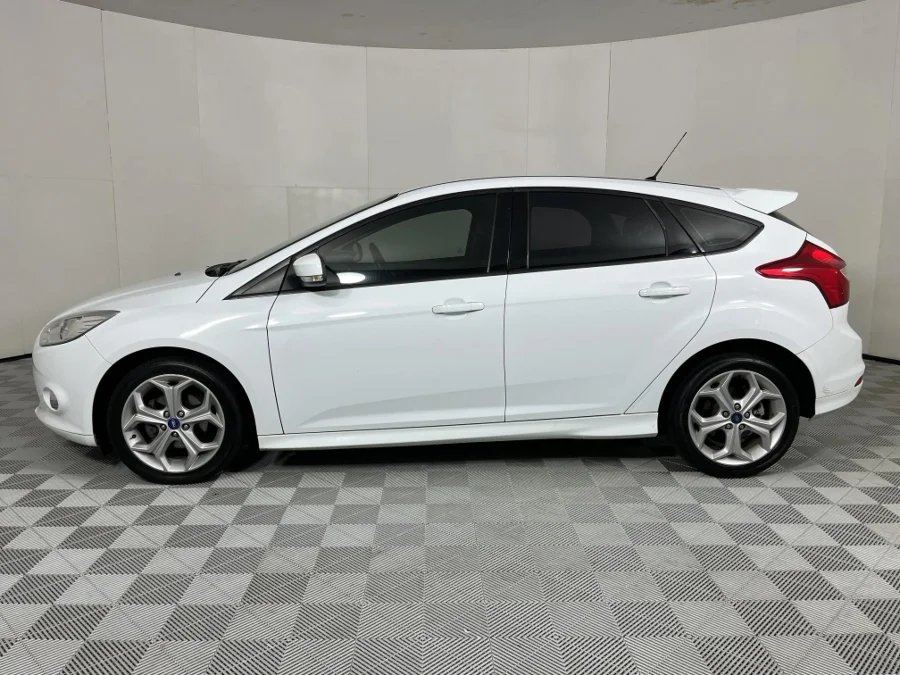 Used 2013 Ford Focus hatch 2.0TDCi Trend auto - WeBuyCars Gqeberha