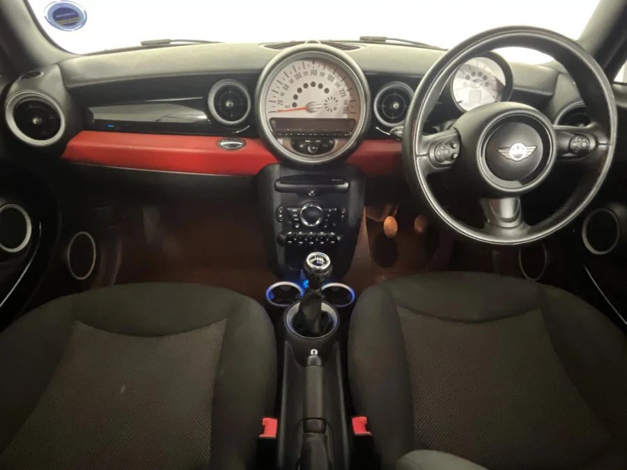 Used 2014 MINI Hatch Cooper Hatch 3-door Seven 7 - WeBuyCars Gqeberha Used 2014 MINI Hatch Cooper Hatch 3-door Seven 7 - WeBuyCars Gqeberha