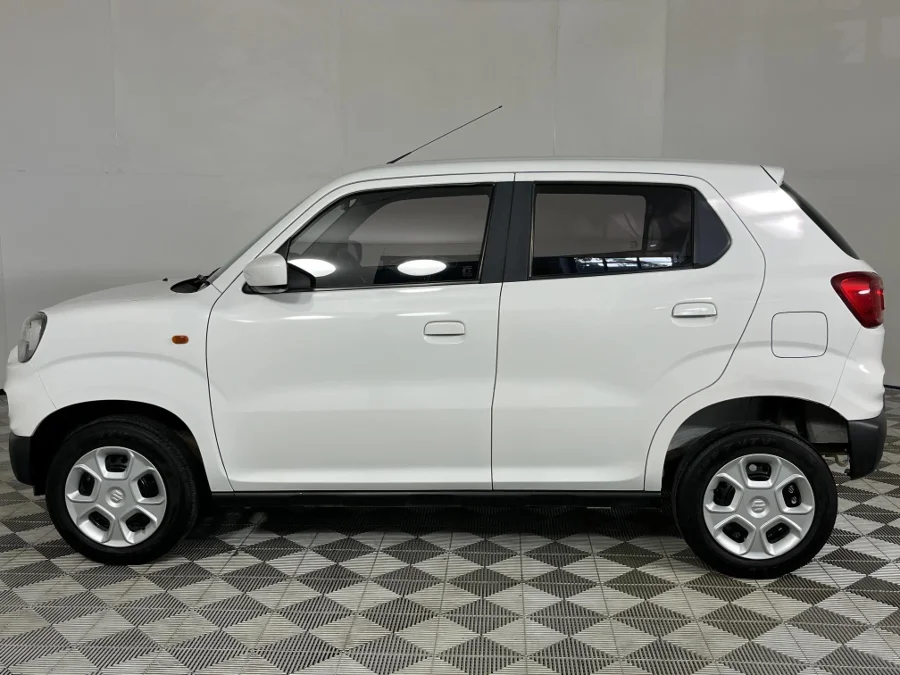 Used 2020 Suzuki S-Presso 1.0 GL+ auto - WeBuyCars George Used 2020 Suzuki S-Presso 1.0 GL+ auto - WeBuyCars George