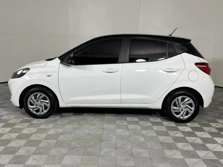 Used 2023 Hyundai Grand i10 1.0 hatch Motion manual - WeBuyCars Riverhorse