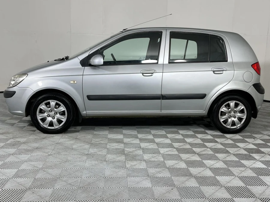 Used 2010 Hyundai Getz 1.6 GL high-spec auto - WeBuyCars Pietermaritzburg Used 2010 Hyundai Getz 1.6 GL high-spec auto - WeBuyCars Pietermaritzburg