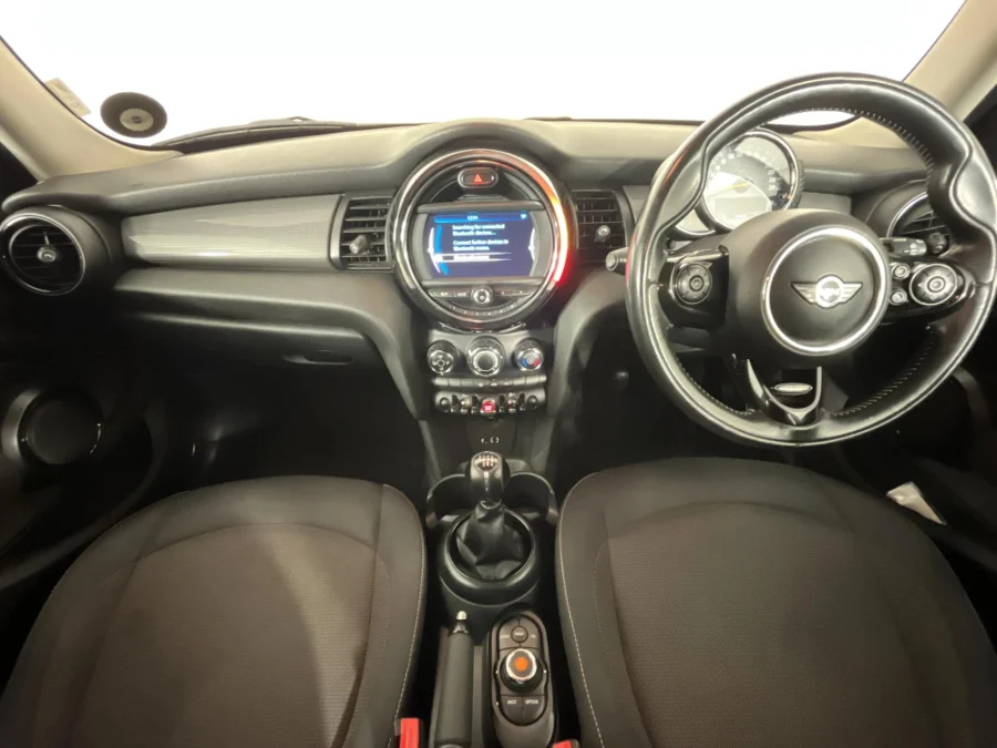 Used 2015 MINI Hatch Cooper Hatch 5-door Seven 7 - WeBuyCars Montana