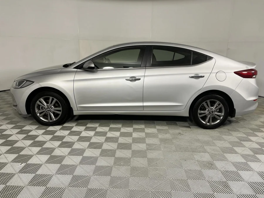 Used 2017 Hyundai Elantra 1.6 Executive auto - WeBuyCars Montana