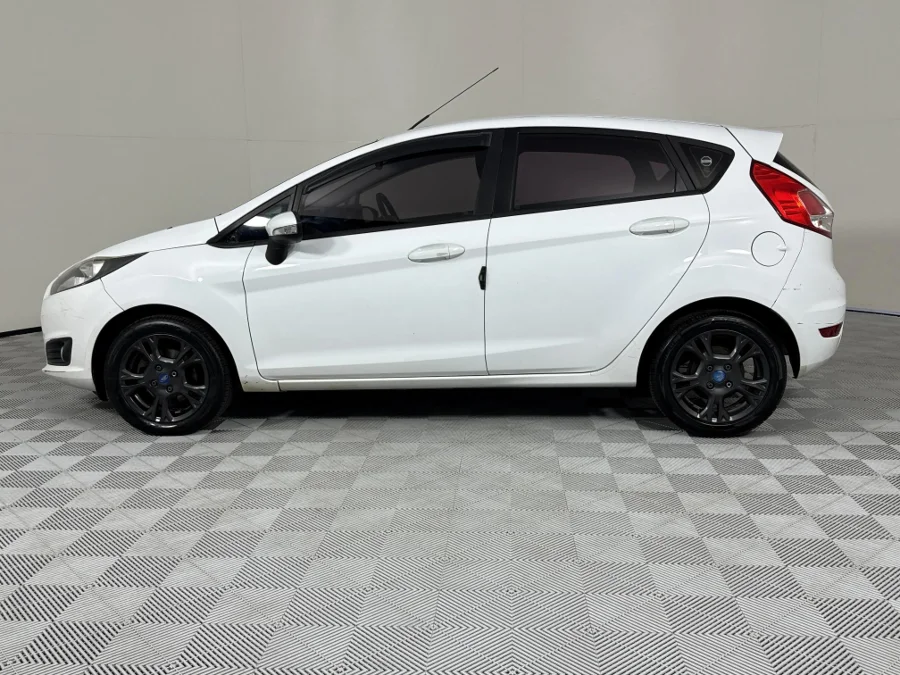 Used 2015 Ford Fiesta 5-door 1.0T Trend - WeBuyCars Vereeniging Used 2015 Ford Fiesta 5-door 1.0T Trend - WeBuyCars Vereeniging