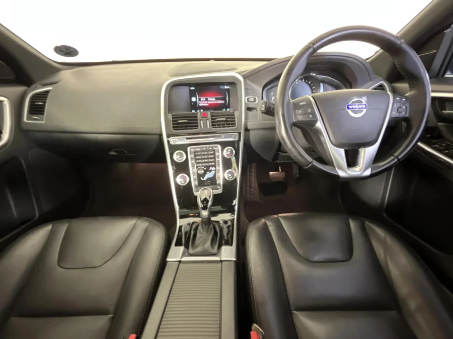 Used 2017 Volvo XC60 T6 Inscription - WeBuyCars Montana