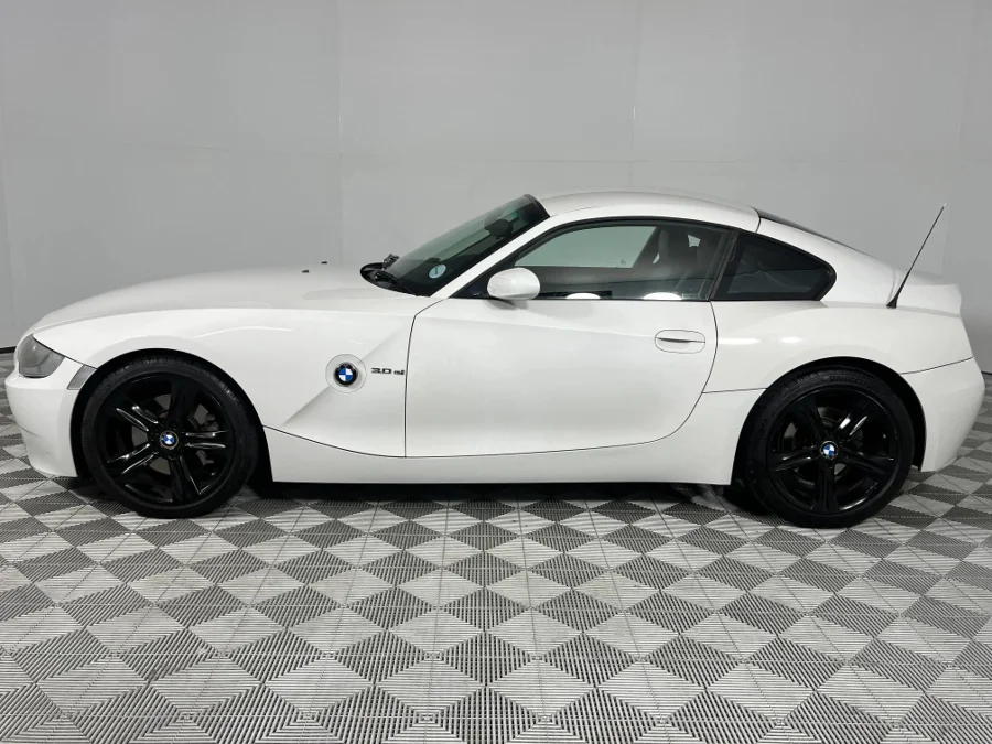 Used 2009 BMW Z4 3.0si coupe auto - WeBuyCars Montana