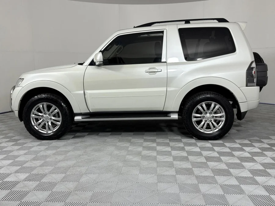 Used 2019 Mitsubishi Pajero 3-door 3.2DI-D GLS Pajero Legend Limited Edition 100 - WeBuyCars Vereeniging